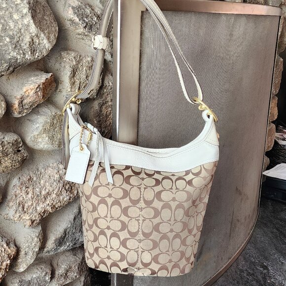 COACH J0768-11437 Signature Duff Bucket Shoulder Bag - Picture 9 of 16